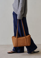 MONOROW Sara Bag - Suede Camel styled look 7