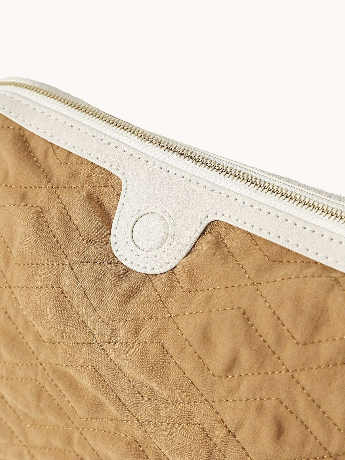 Songmont Lattice Shellseeker Bag Cloud - organiser pouch close-up