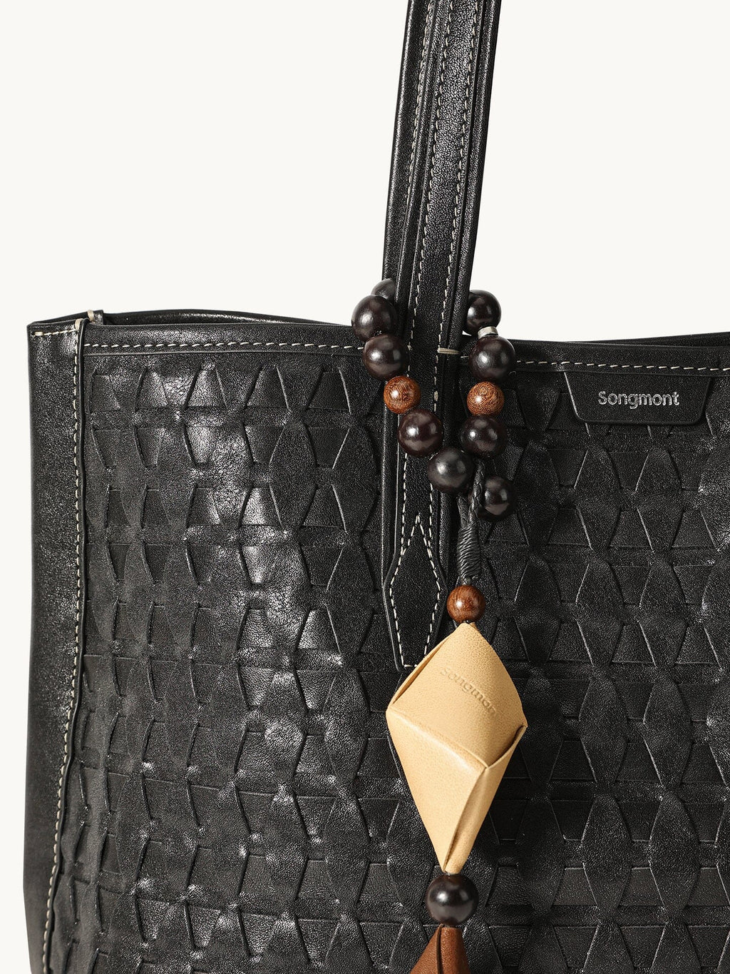 Songmont Small Lattice Tote Onyx - strap and weave close-up