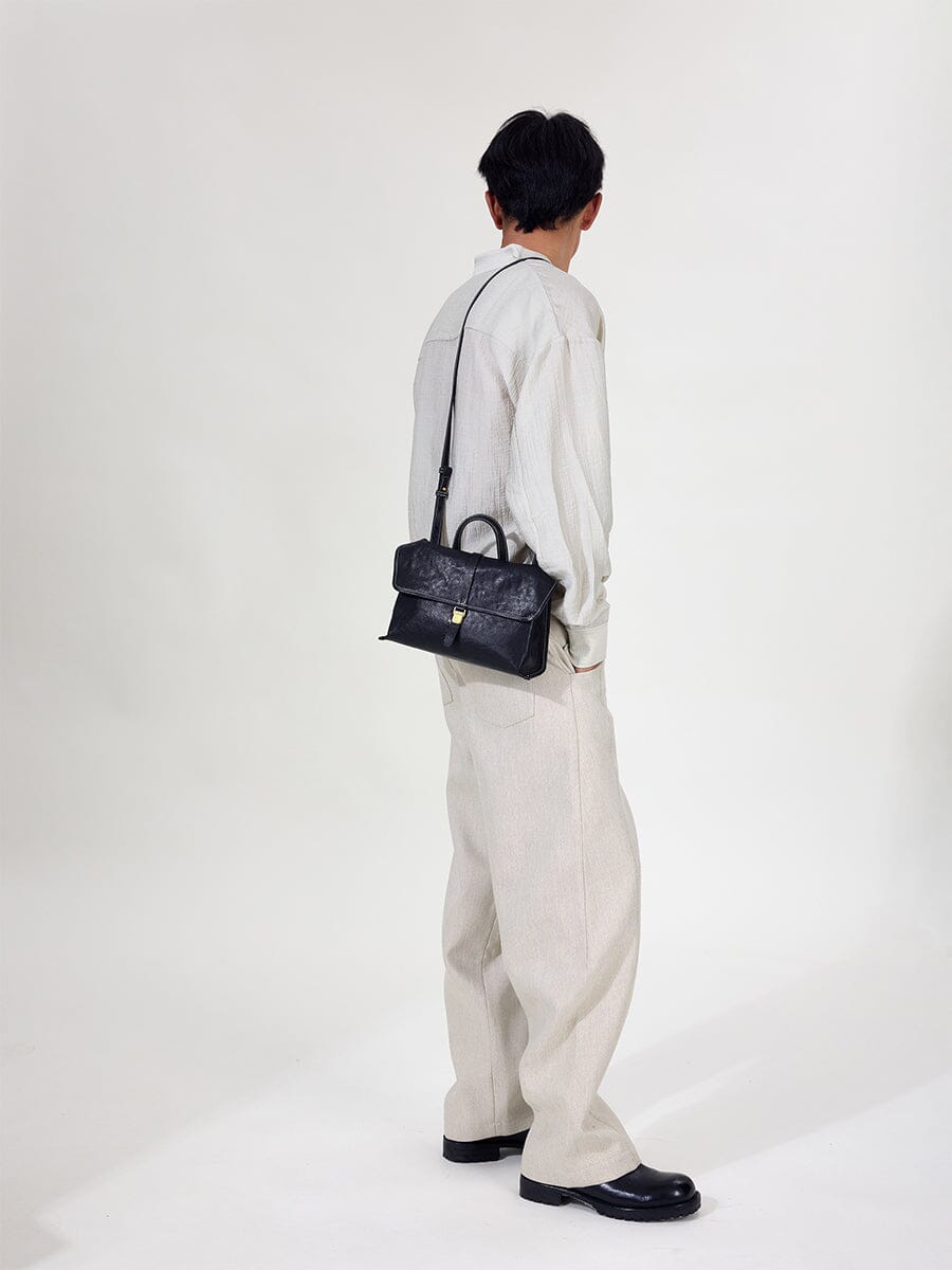 Songmont Small Shan Satchel Bag Onyx clasp and strap detail