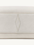 Songmont Small Yore Toast Bag Cloud - full-grain leather texture and diamond stitch