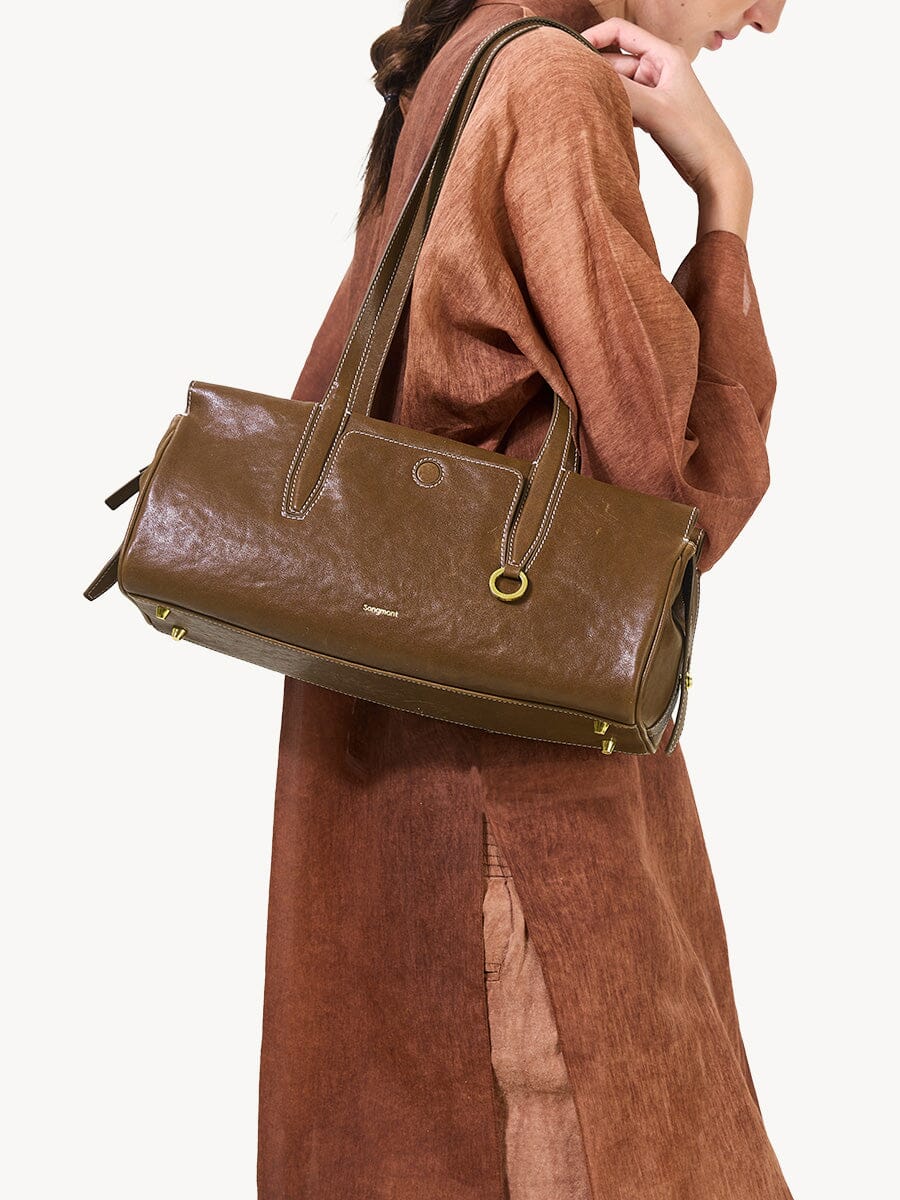 Songmont Yore Baguette Bag Sandal shoulder carry close-up